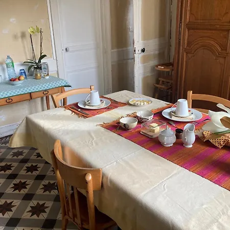 Le Poulailler Bed & Breakfast Loué